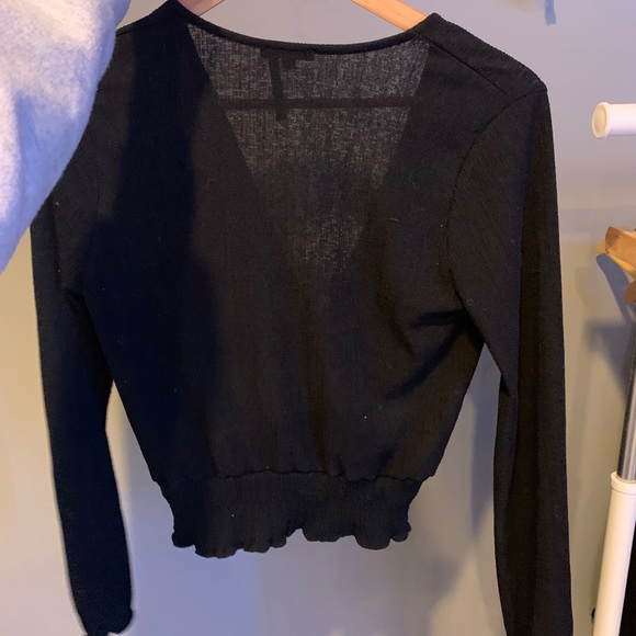 Black blouse - Picture 4 of 4